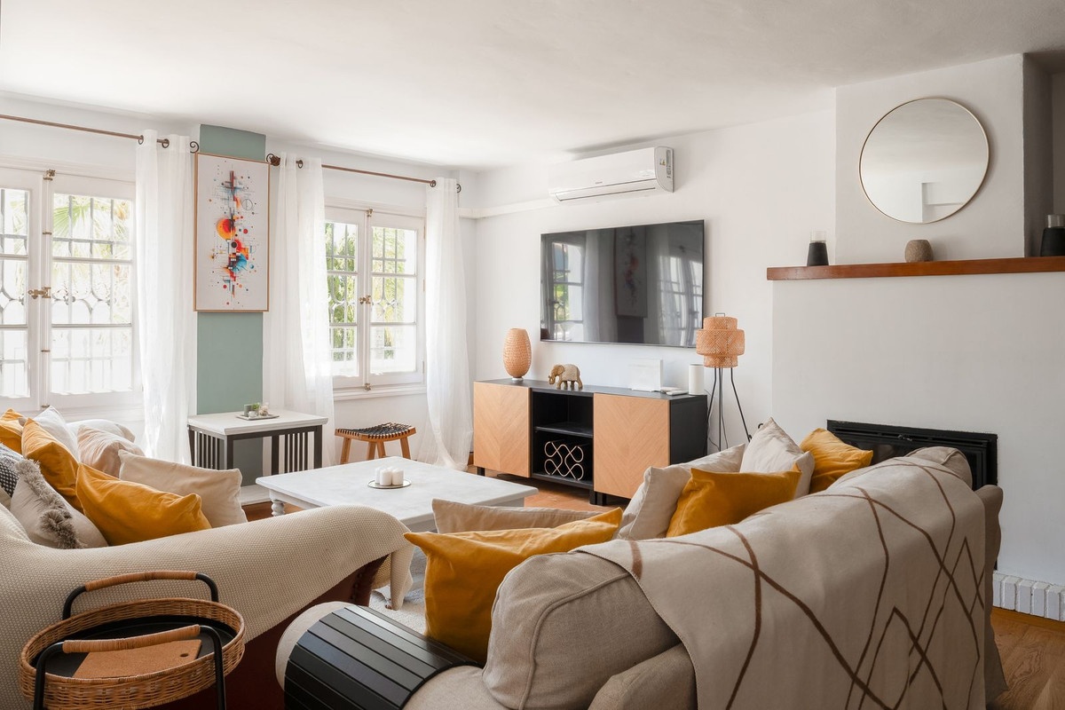 Te koop Herenhuis Costa Del Sol La Heredia € 750.000,-