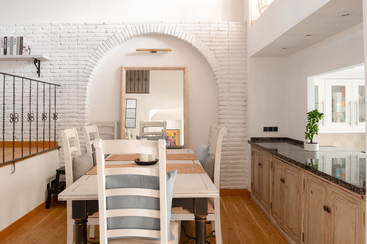 Te koop Herenhuis Costa Del Sol La Heredia € 750.000,-