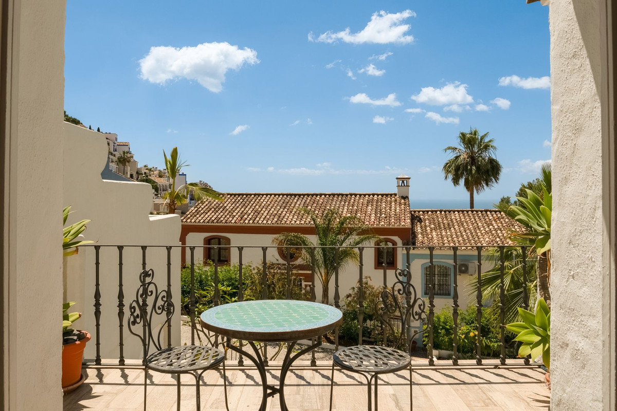 Te koop Herenhuis Costa Del Sol La Heredia € 750.000,-