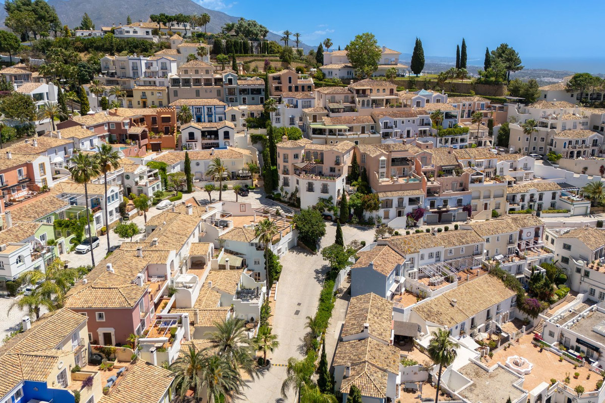 Te koop Herenhuis Costa Del Sol La Heredia € 750.000,-