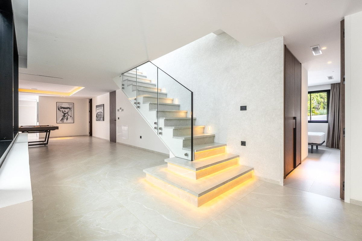 Te koop Vrijstaande Villa Costa Del Sol Benahavís € 5.900.000,-