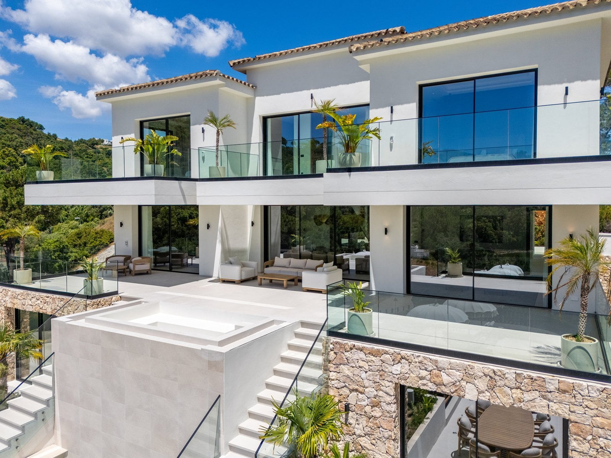 Te koop Vrijstaande Villa Costa Del Sol Benahavís € 5.900.000,-