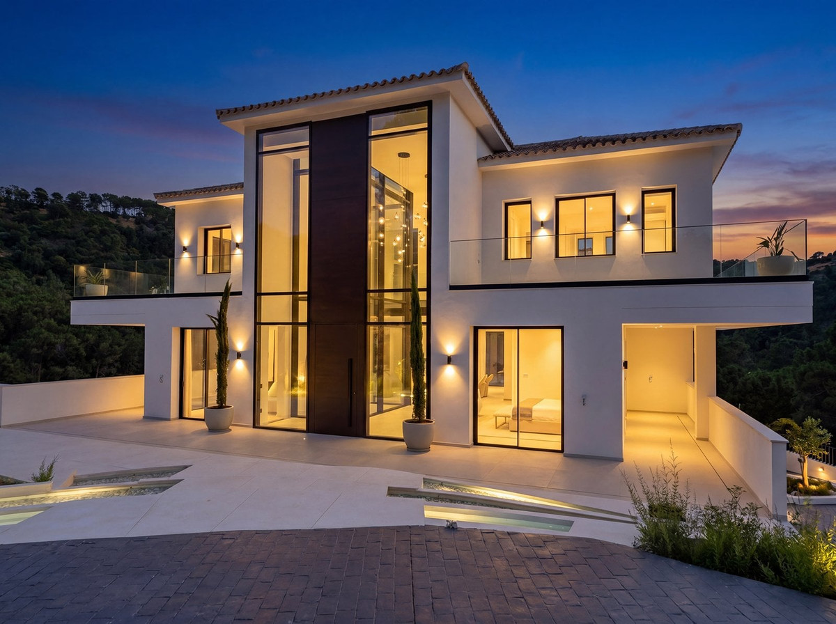 Te koop Vrijstaande Villa Costa Del Sol Benahavís € 5.900.000,-