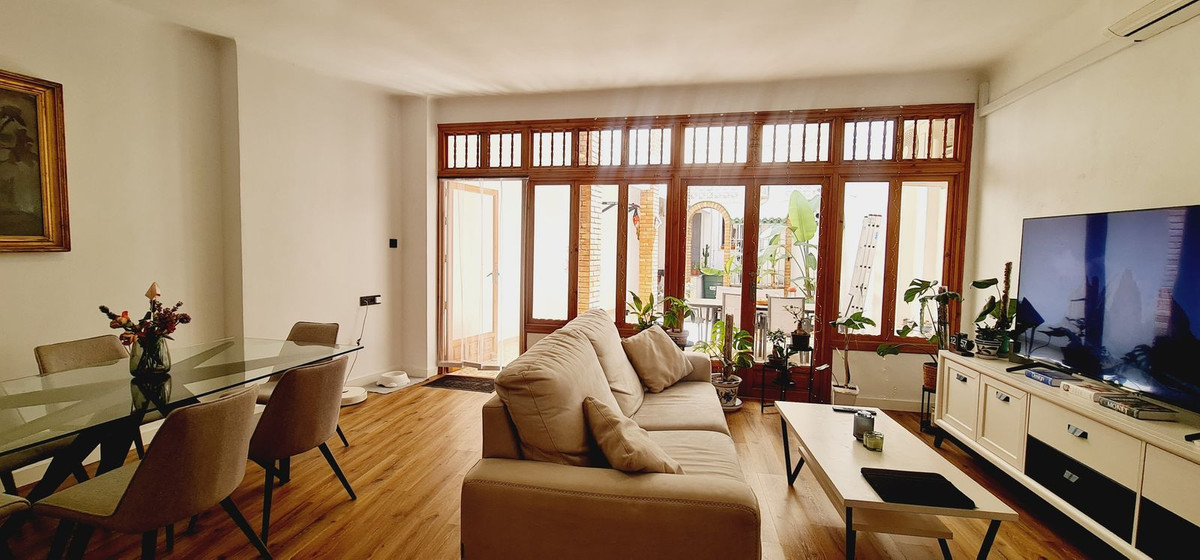 Te koop Vrijstaande Villa Costa Del Sol Antequera € 399.000,-