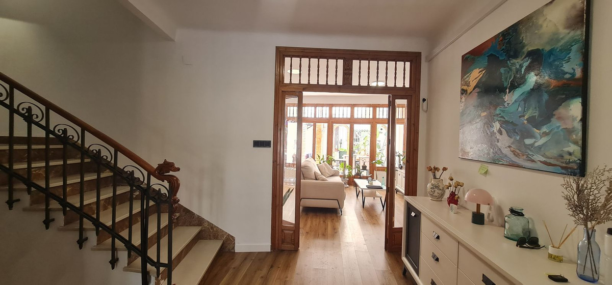 Te koop Vrijstaande Villa Costa Del Sol Antequera € 399.000,-