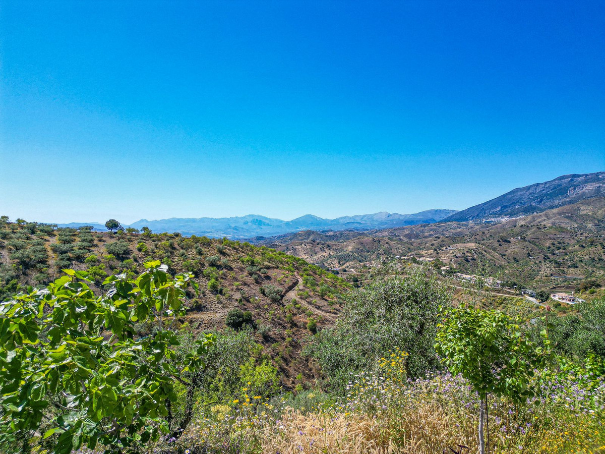 Te koop Vrijstaande Villa Costa Del Sol Arenas € 390.000,-