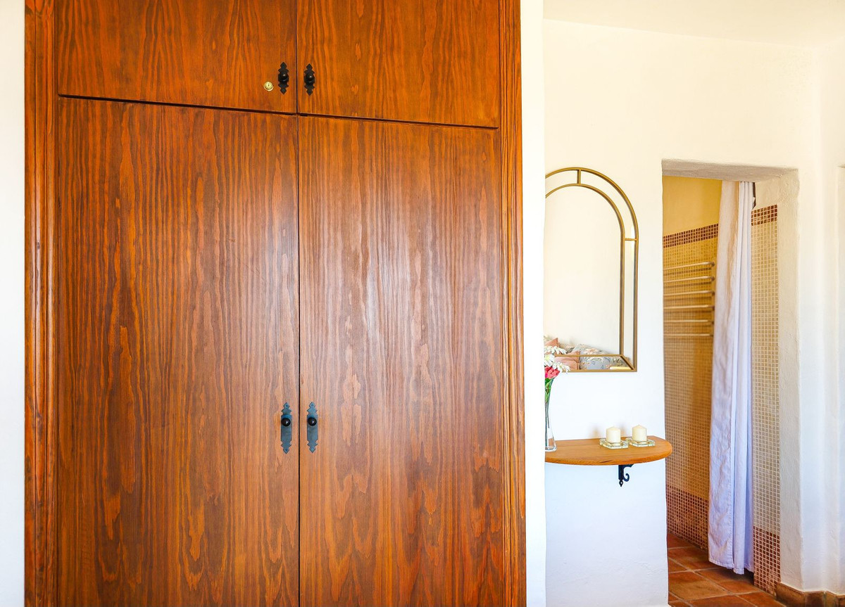 Te koop Vrijstaande Villa Costa Del Sol Arenas € 390.000,-