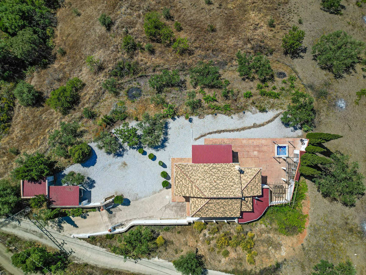 Te koop Vrijstaande Villa Costa Del Sol Arenas € 390.000,-