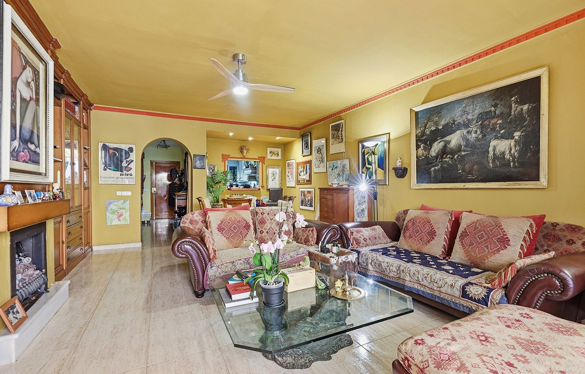 Te koop Herenhuis Costa Del Sol Torrequebrada € 435.000,-