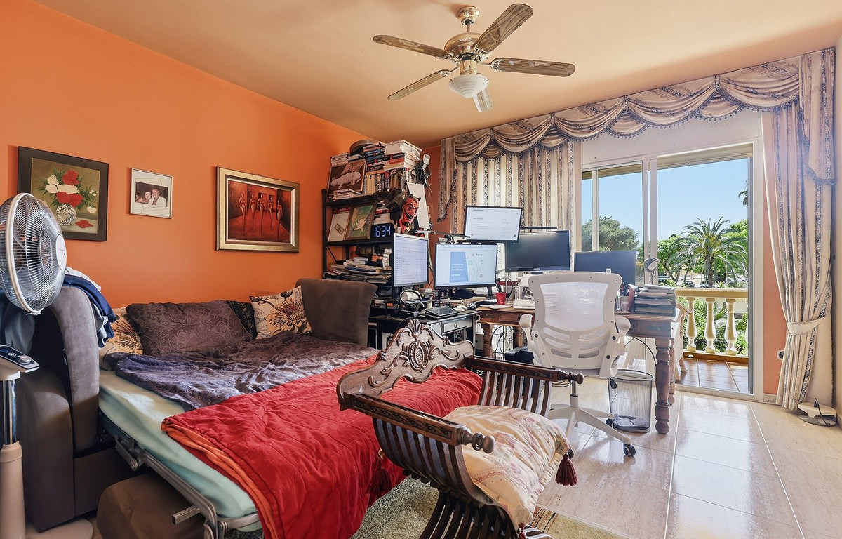 Te koop Herenhuis Costa Del Sol Torrequebrada € 435.000,-