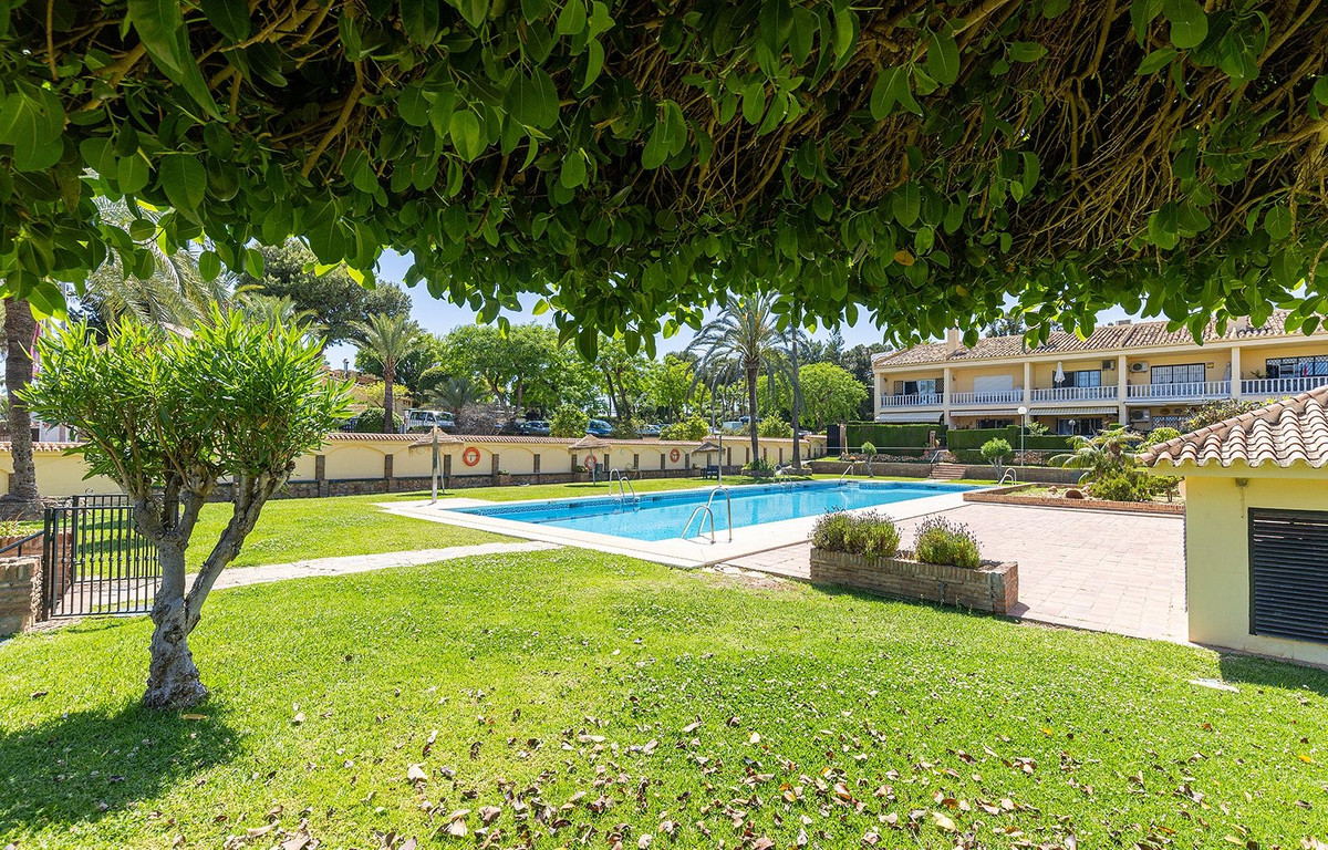 Te koop Herenhuis Costa Del Sol Torrequebrada € 435.000,-