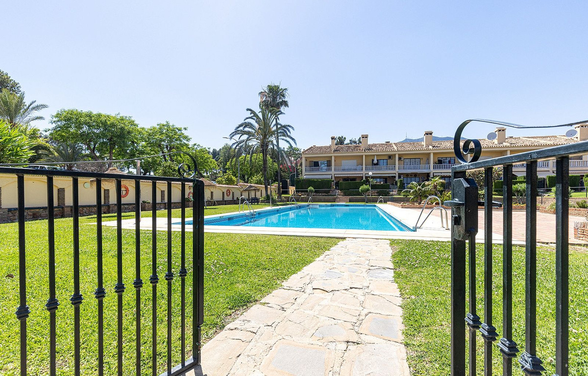 Te koop Herenhuis Costa Del Sol Torrequebrada € 435.000,-