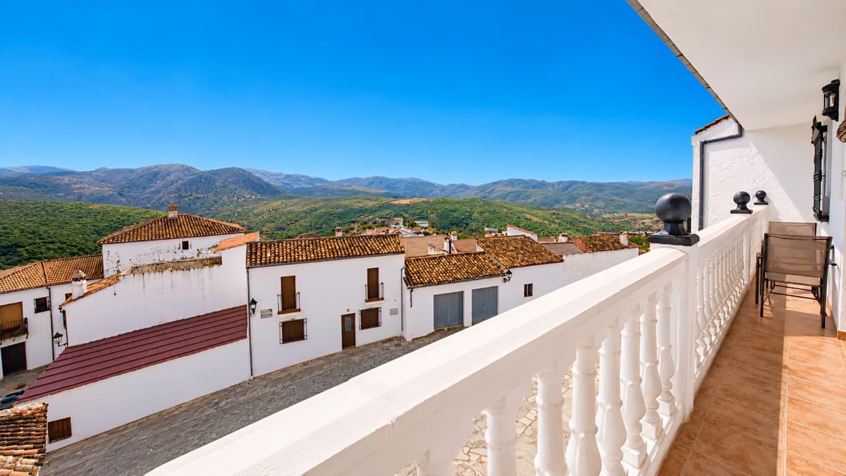 Te koop Herenhuis Costa Del Sol Ronda € 245.000,-