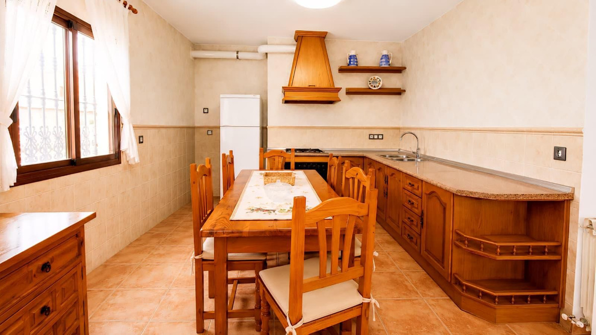 Te koop Herenhuis Costa Del Sol Ronda € 245.000,-